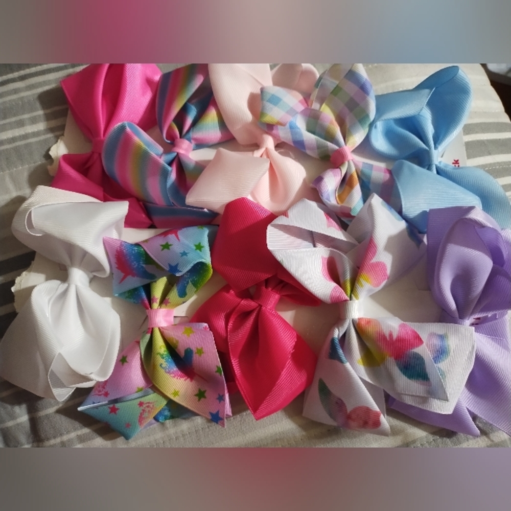 Bundle of 10 Boutique clip Hair bows NWT